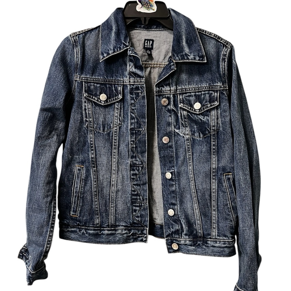 GAP Classic Denim Jacket - Size XS - Timeless
Staple